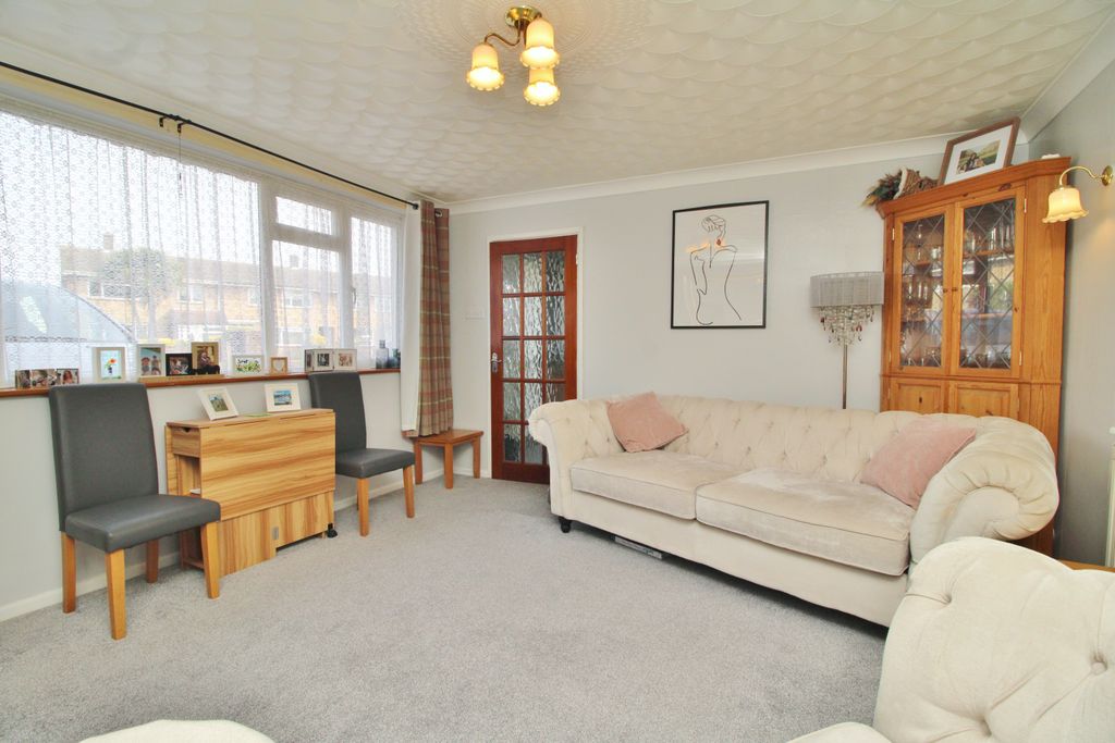 Property photo 3 of 15