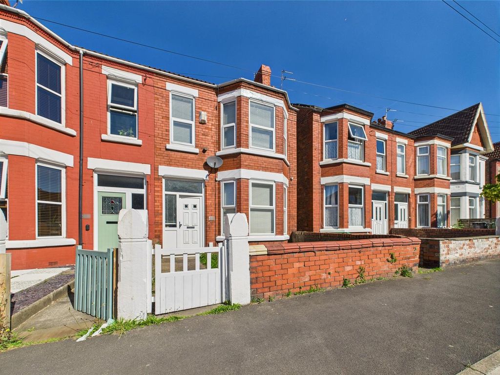 Property photo 1 of 33 Cam03844G0-Pr0279-Still033.Jpg