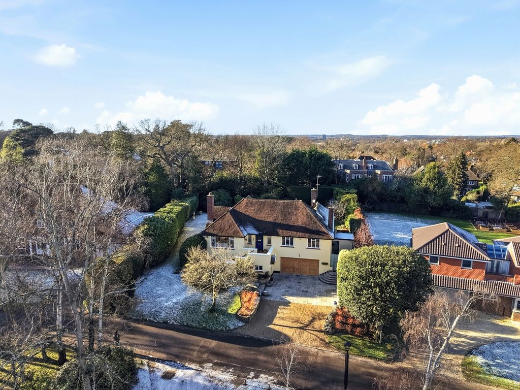 Property photo 1 of 30