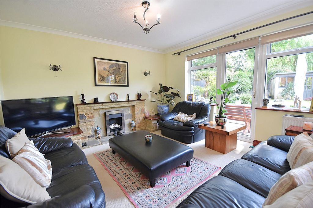 Property photo 3 of 28 Picture No. 23