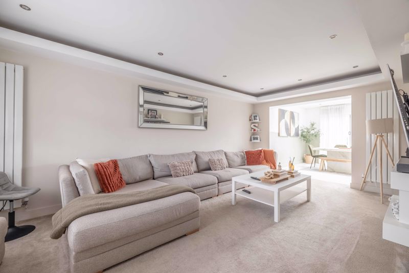 Property photo 3 of 14 Photo 5