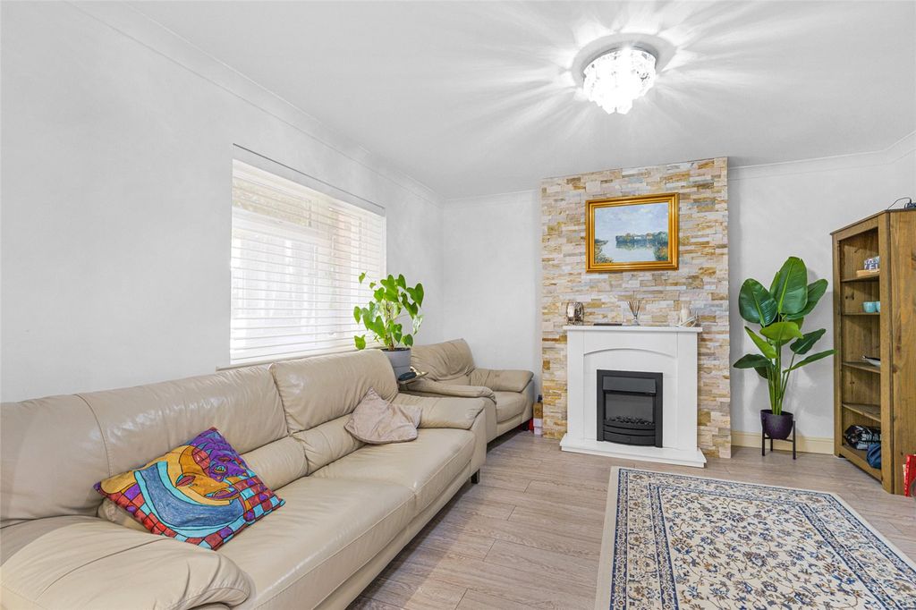 Property photo 3 of 18 Picture No. 22