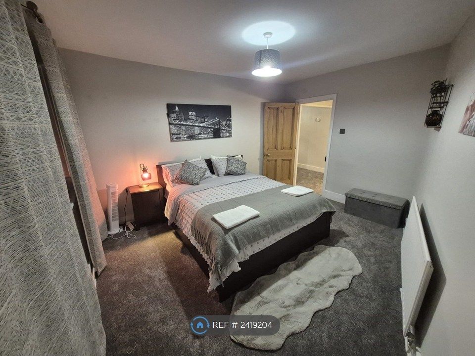 Property photo 2 of 20 King Bed Room
