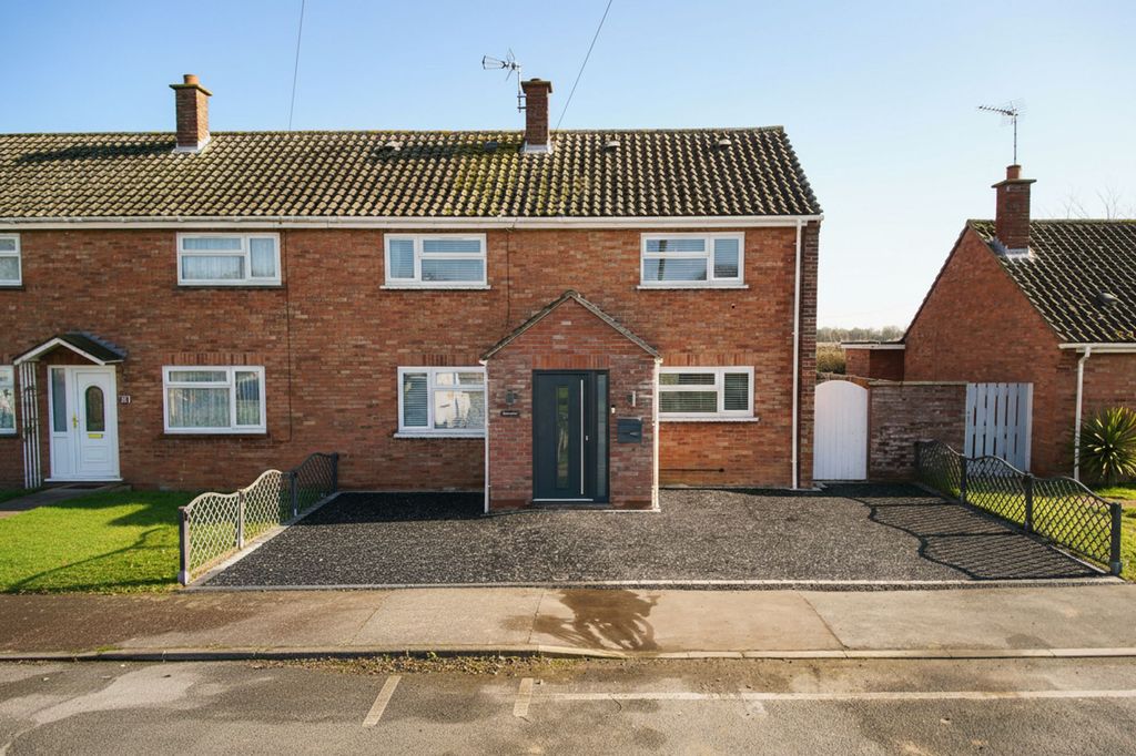 Property photo 1 of 27