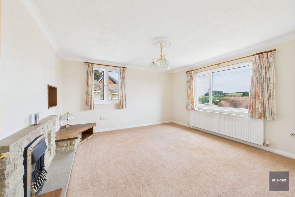 Property photo 3 of 16