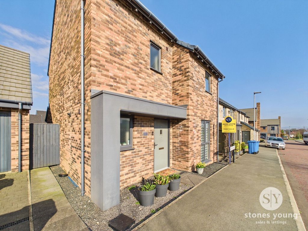 Property photo 1 of 24