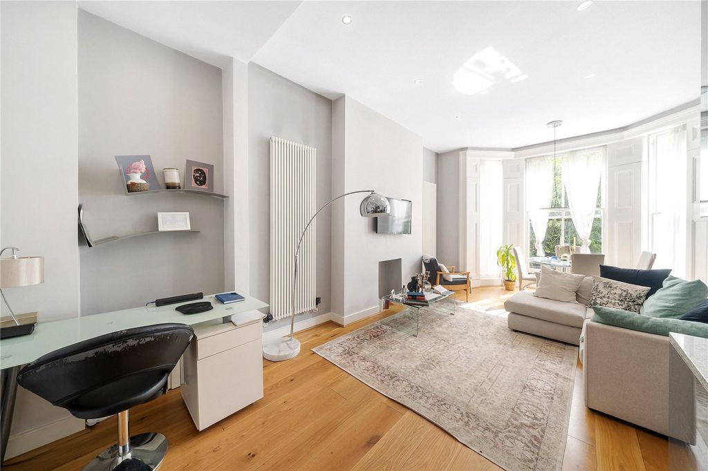 Property photo 1 of 14 Living Room View 1