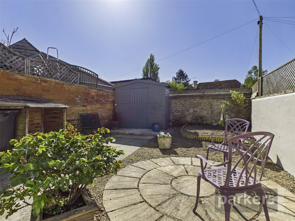 Property photo 3 of 17 Patio