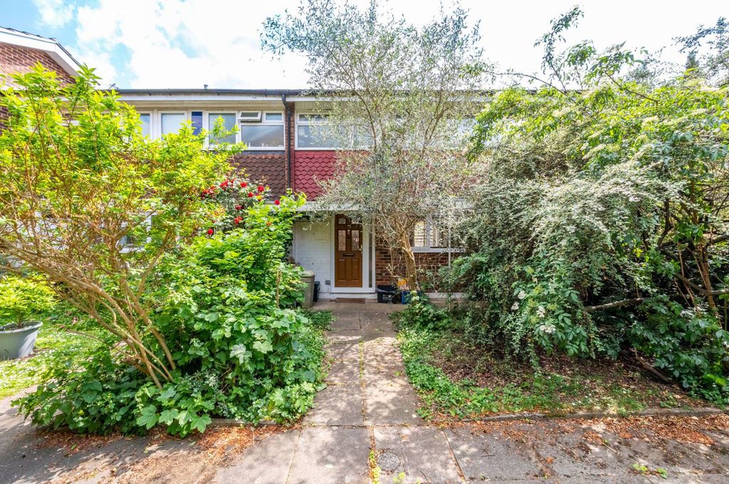 Property photo 1 of 11