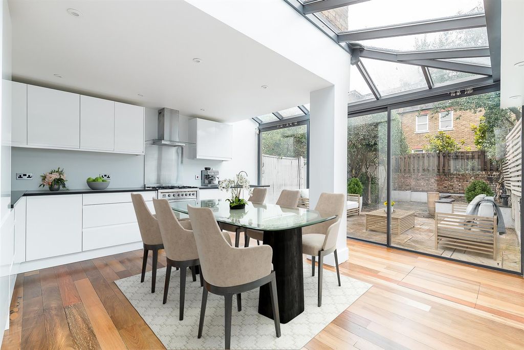 Property photo 3 of 11 Virtually Staged - Kitchen