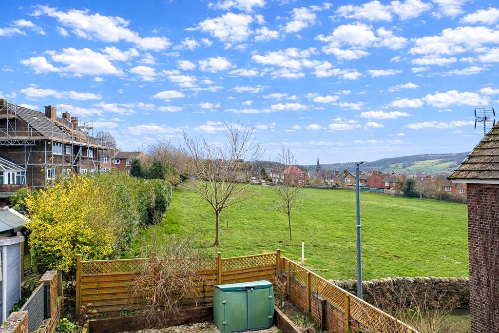 Property photo 1 of 16 Picture No. 02