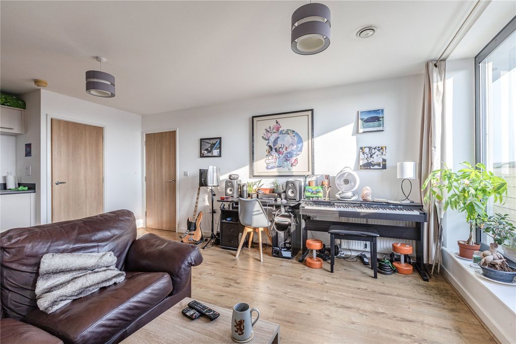 Property photo 1 of 11 Picture No. 08