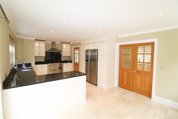Property photo 3 of 11 2.Jpg