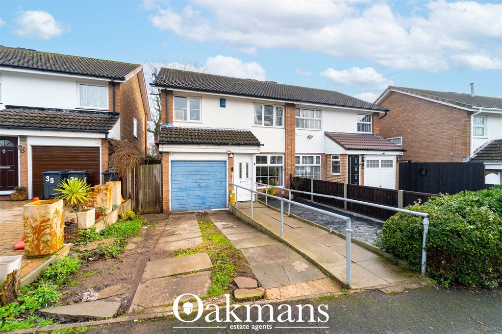 Property photo 2 of 29 Picture No. 37