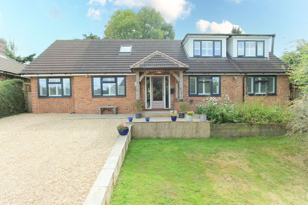 Property photo 1 of 31