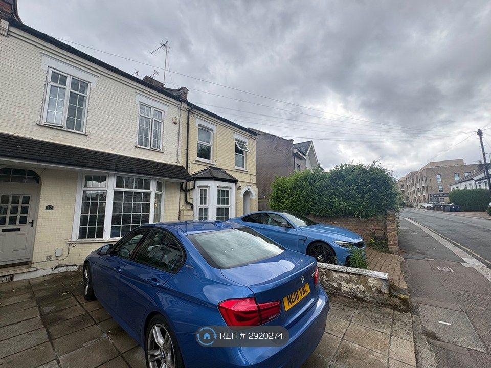 Property photo 2 of 13