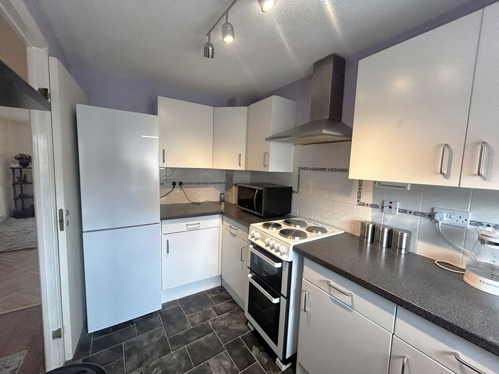 Property photo 3 of 15 8Ad3Ea67-4Da3-4Cfd-8269-56Dd8Fd2D9F2.Jpg