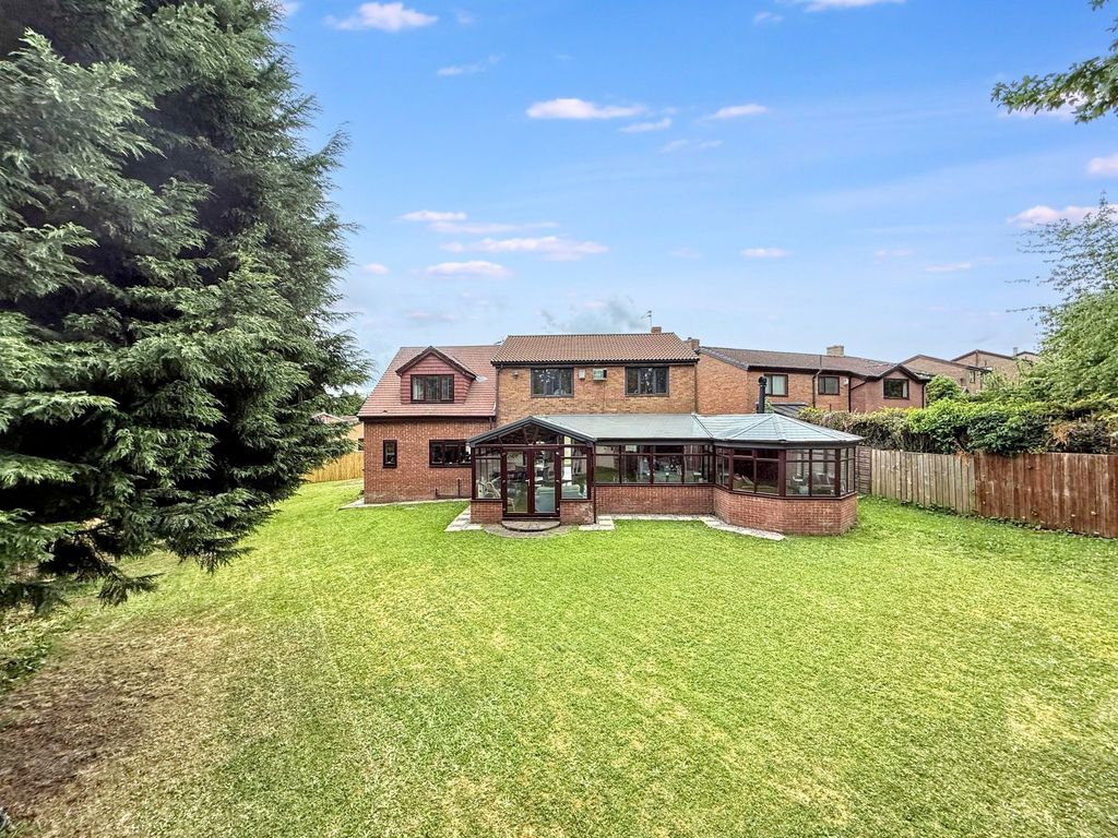 Property photo 3 of 49