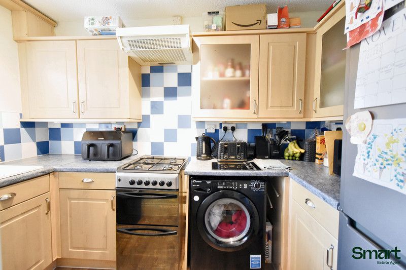 Property photo 3 of 9