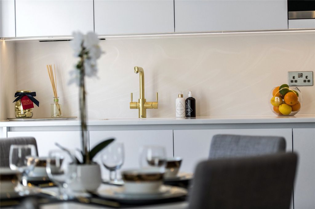 Property photo 3 of 15 Living Room