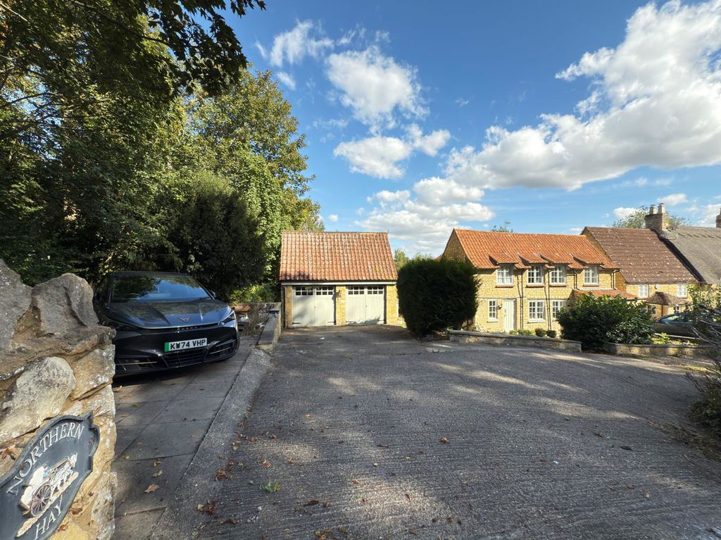 Additional image 7 of 4 bed detached house for saleGayhurst, Newport Pagnell MK16