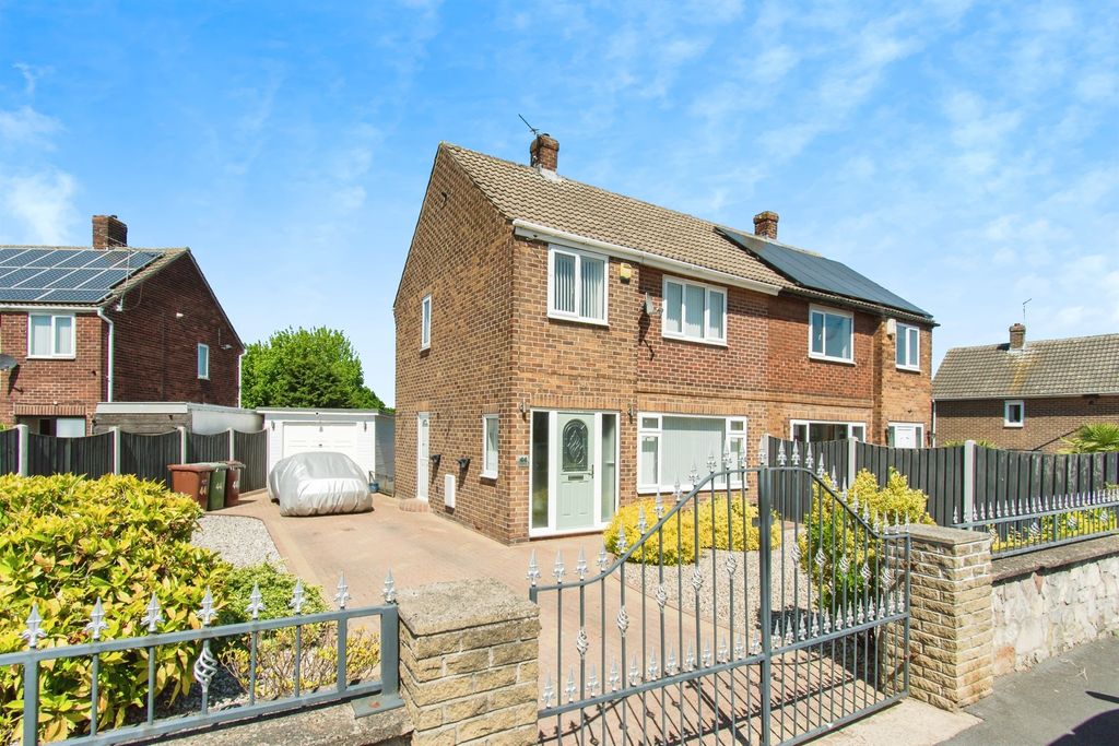 Property photo 1 of 13