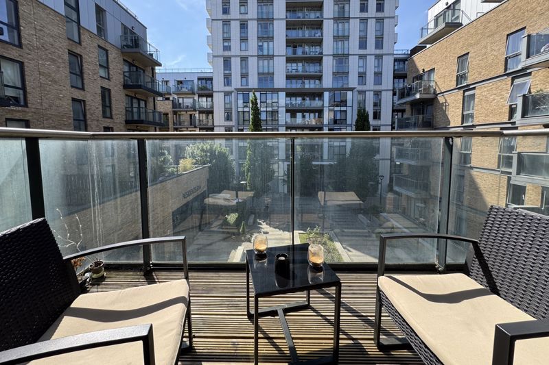 Property photo 2 of 7 Photo 4