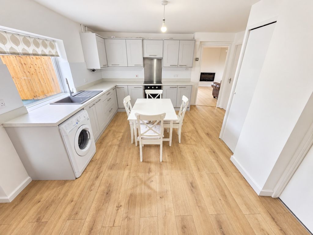 Property photo 1 of 11 5517380