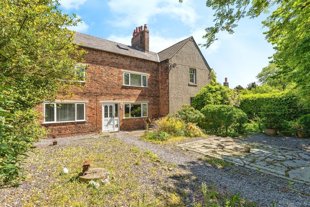 Property photo 1 of 34