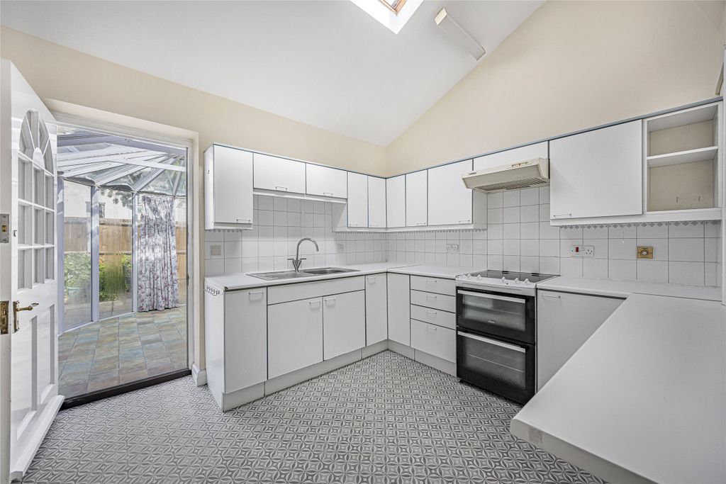 Property photo 3 of 9 Picture No. 25