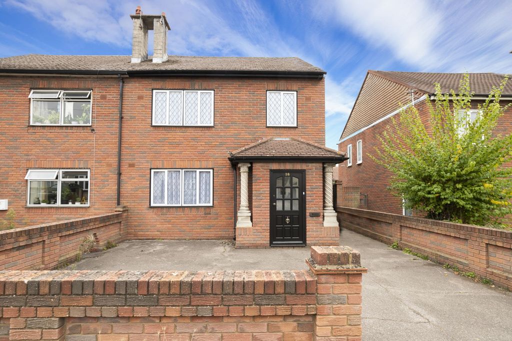 Property photo 1 of 16 Photo 22