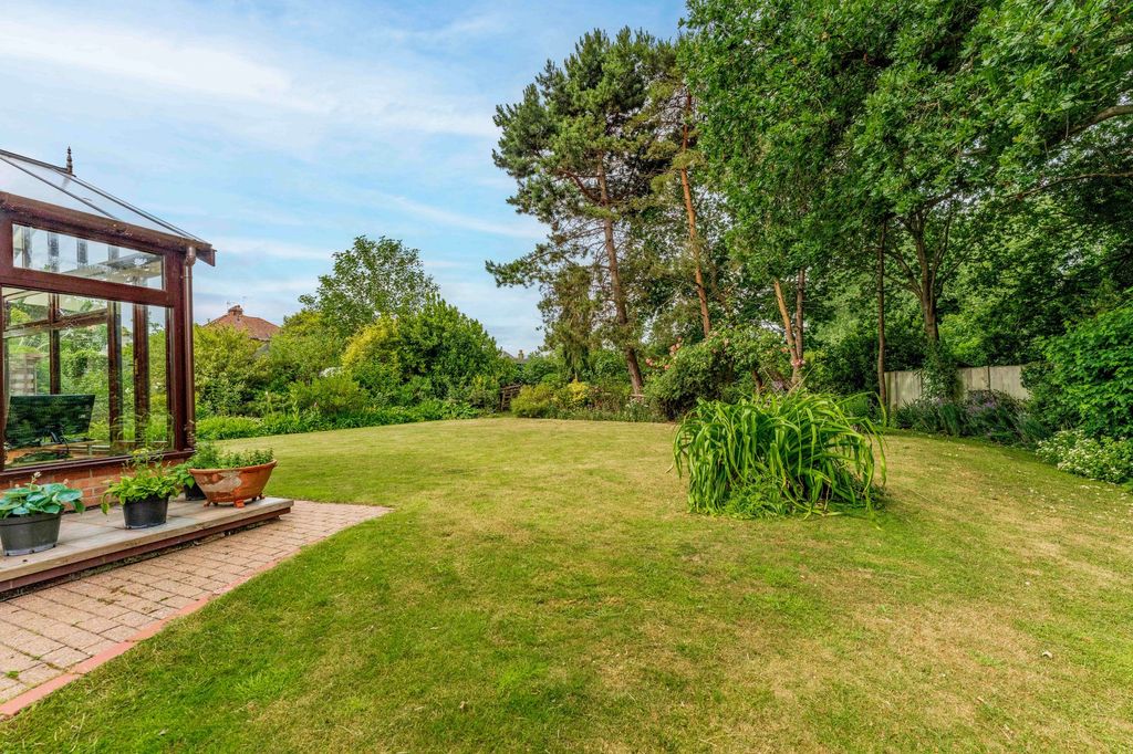 Property photo 3 of 30