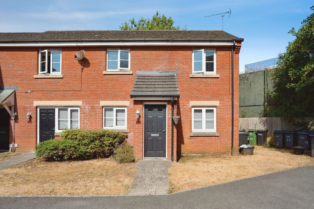 Property photo 1 of 15