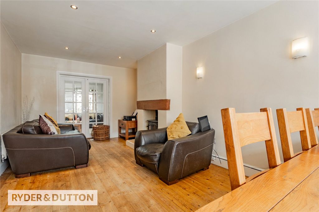 Property photo 2 of 24 Picture No. 10