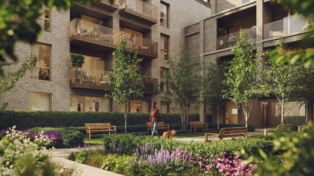 Property photo 3 of 15 Entrance