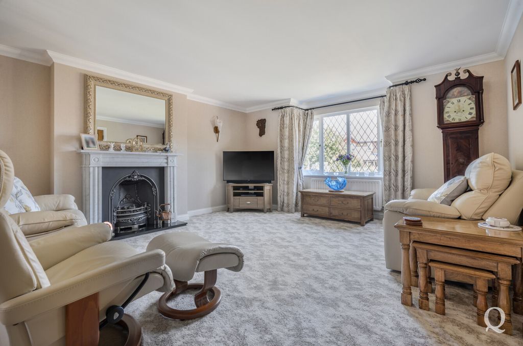 Property photo 2 of 26 1A1B68A6-9F1d-4d0...