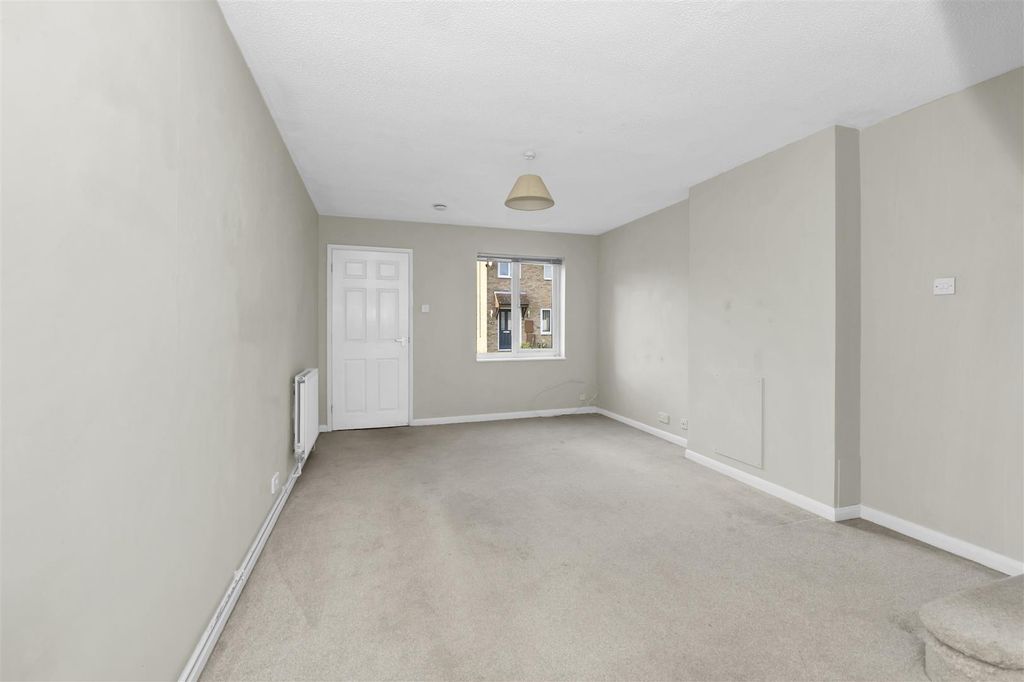 Property photo 3 of 13 Dcp_2946.Jpg