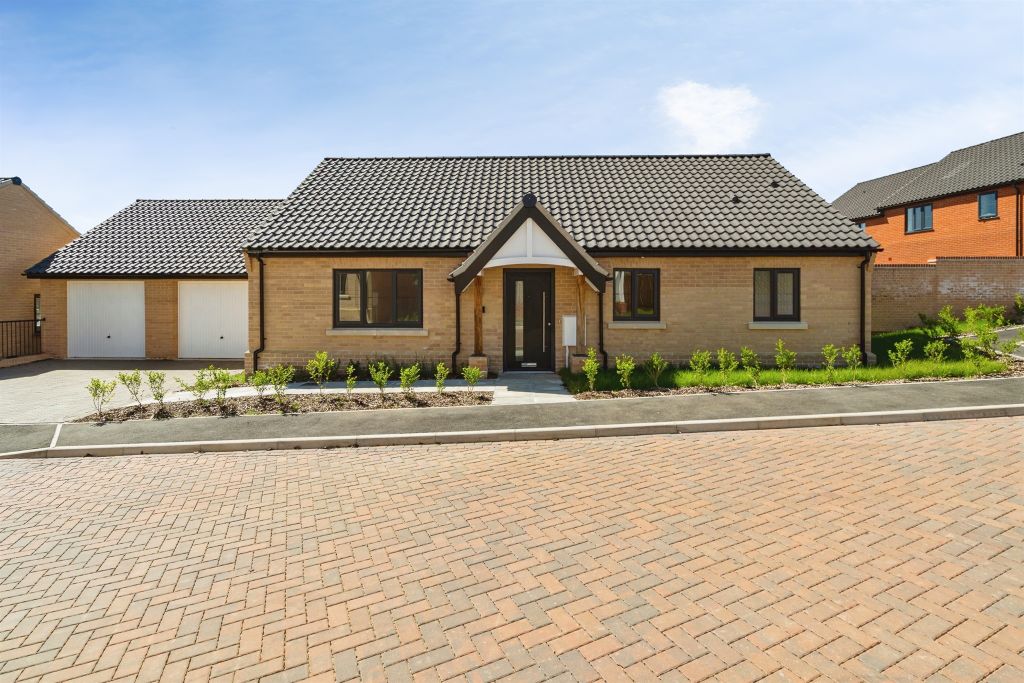Property photo 1 of 22
