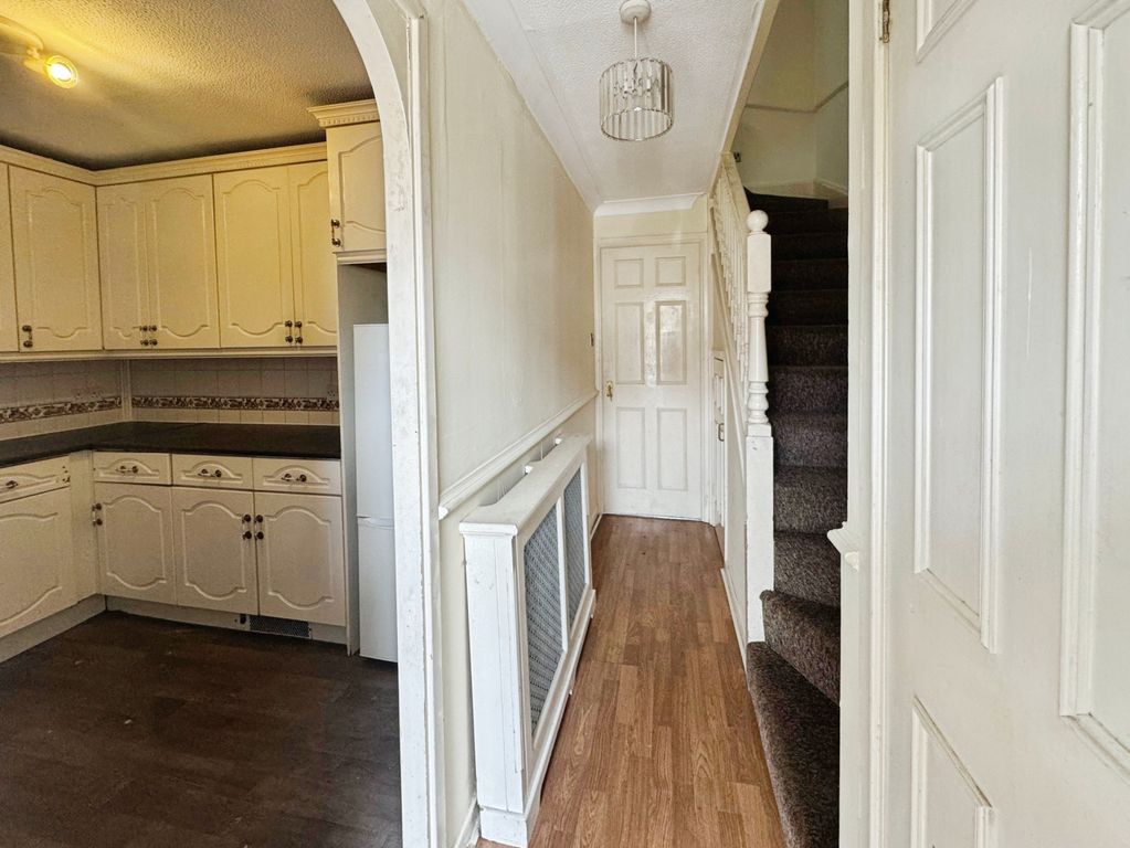Property photo 3 of 10 Gallery