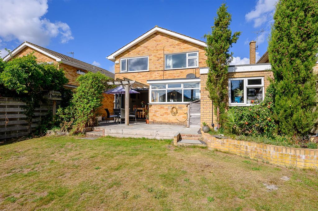 Property photo 1 of 22 Garden