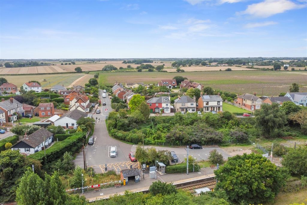 Property photo 3 of 16 Drone