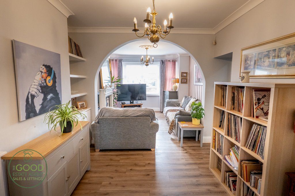 Property photo 3 of 22