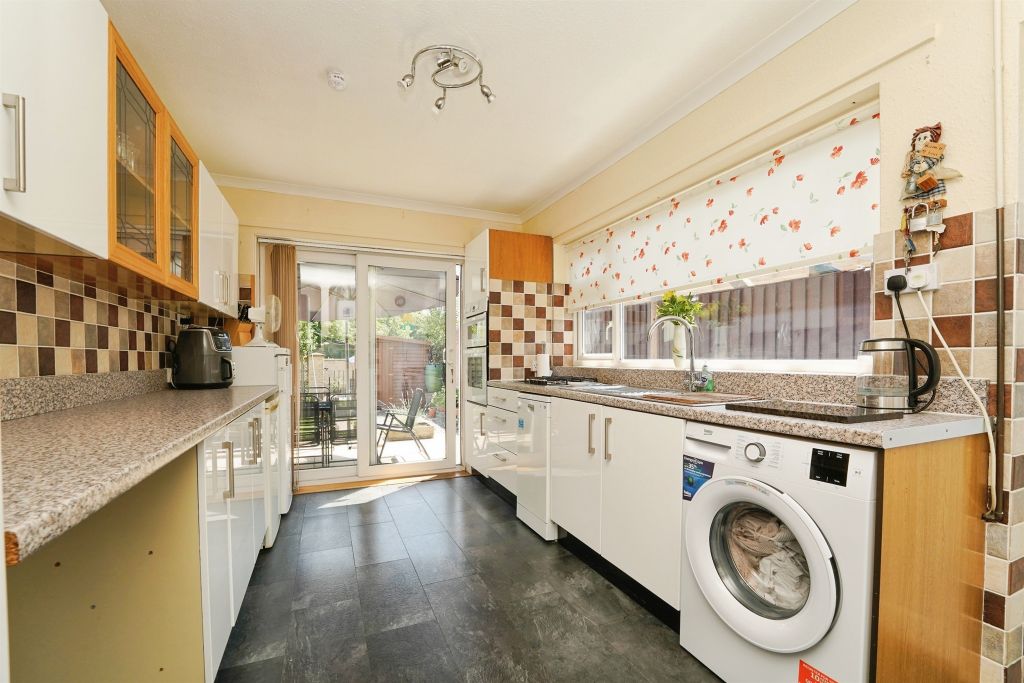Property photo 3 of 14