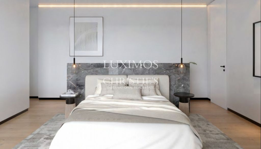 Property photo 3 of 36