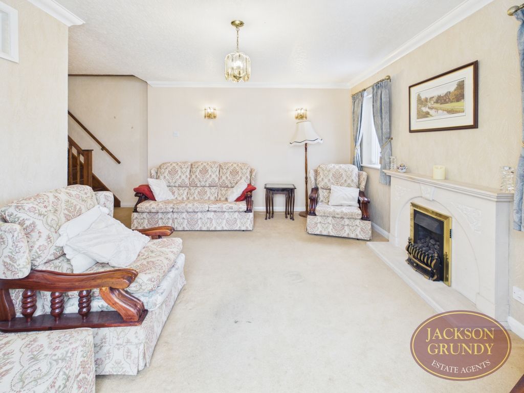 Property photo 3 of 15 Bretton Close