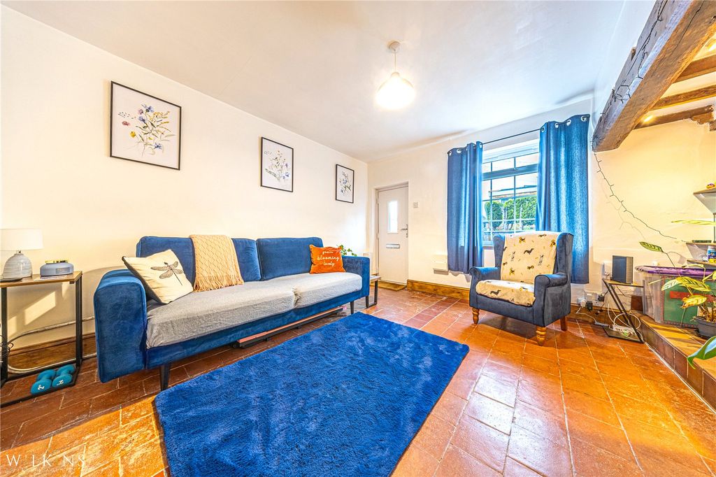 Property photo 3 of 28 Picture No. 02