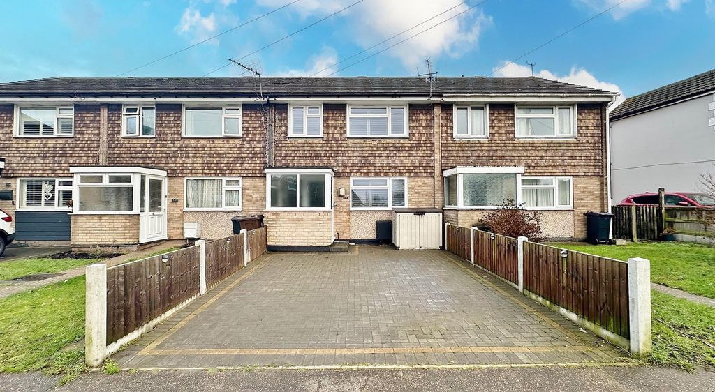 Property photo 1 of 12 Outside - Front