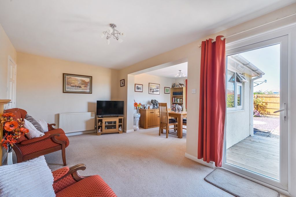 Property photo 3 of 23 1486693-13-6A5556F449487