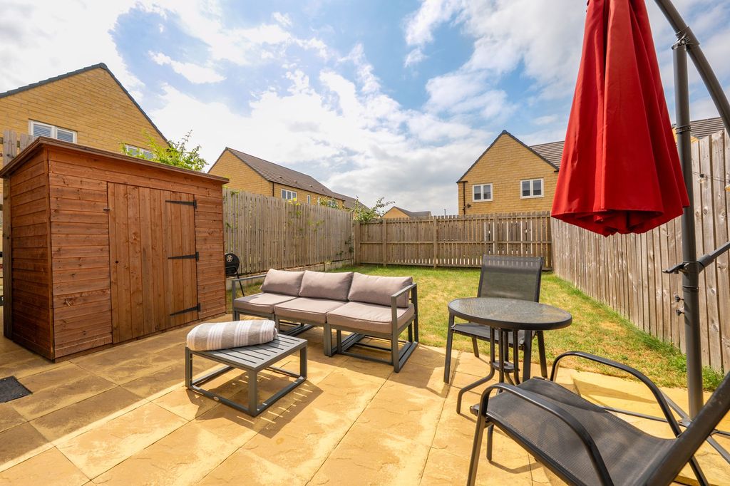 Property photo 3 of 22