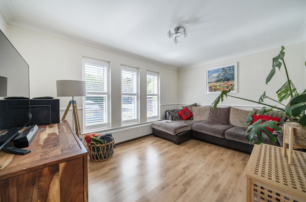Property photo 2 of 14 1455555-1-69F48Ca...
